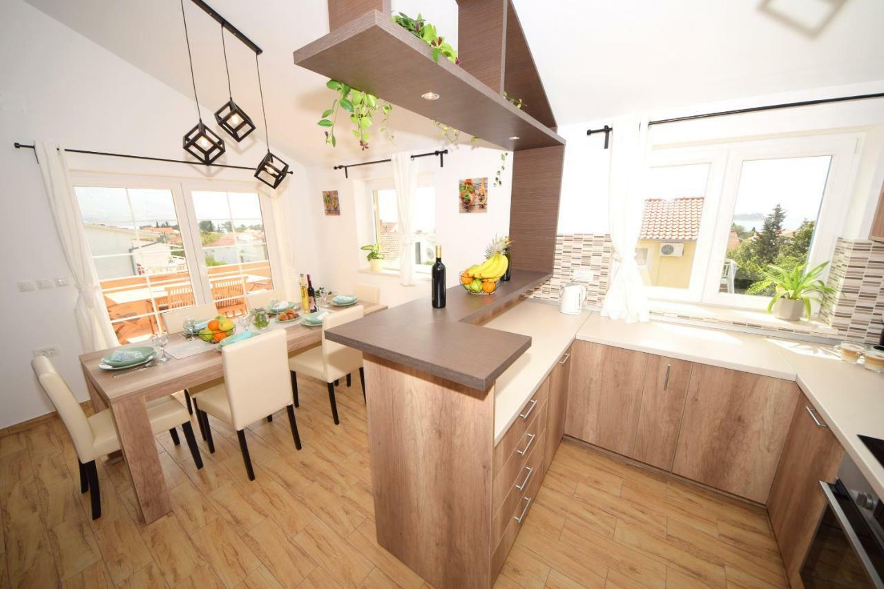 Luxury Penthouse With Jacuzzi In Orebic Exterior photo