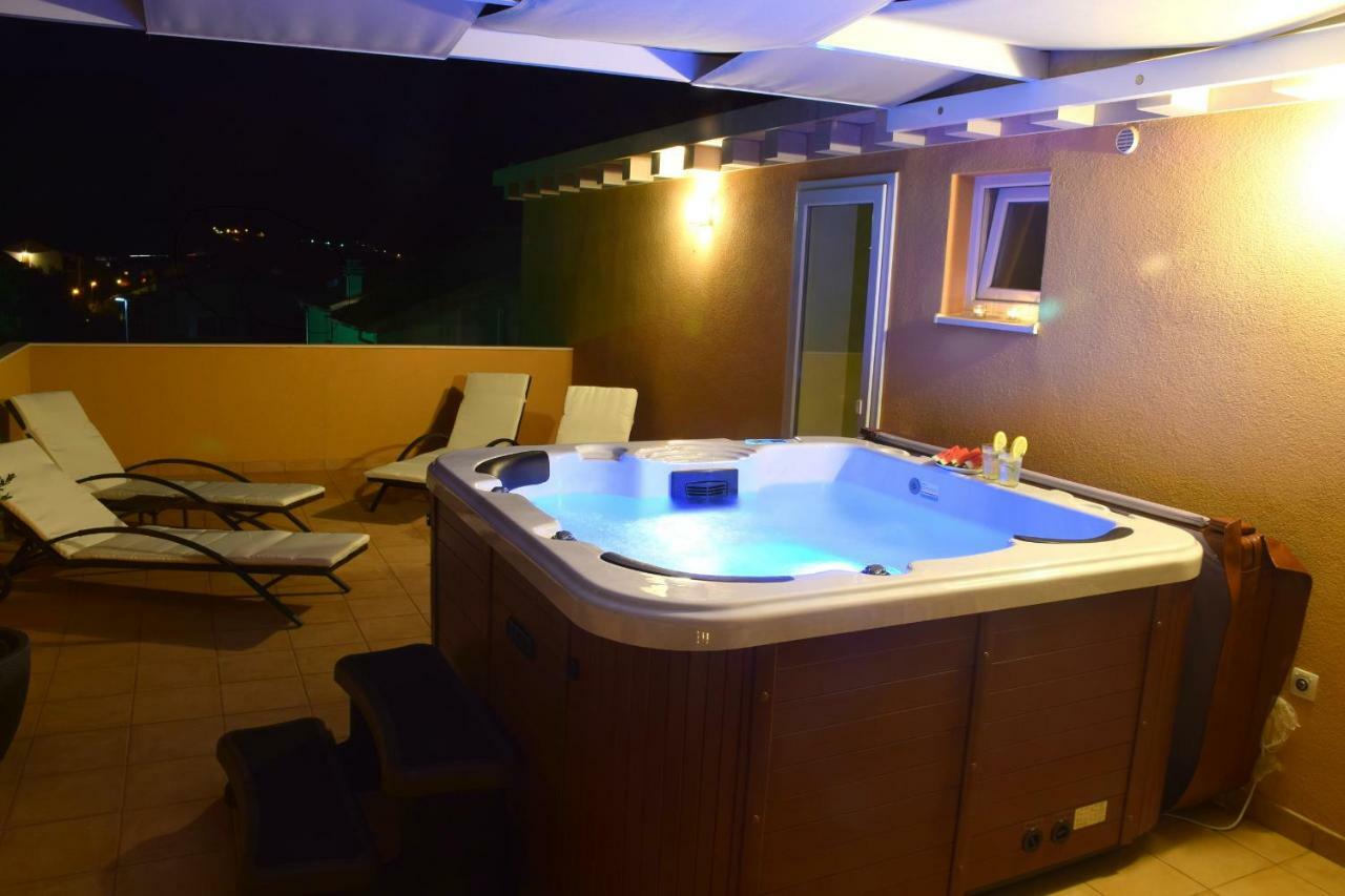 Luxury Penthouse With Jacuzzi In Orebic Exterior photo